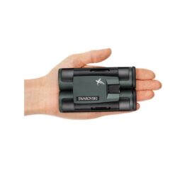 دوربین دوچشمی جیبی زاواروسکی Swarovski CL Pocket 10x25 کف یک دست